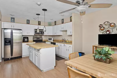 5 Thomas Paine Drive, Monroe Township, NJ 08831 - Photo 10