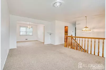 559 Wood Avenue, Edison, NJ 08820 - Photo 8