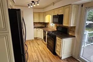 10 Columbia Pl, Sayreville, NJ 08859 - Photo 6