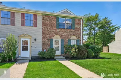 289 Bromley Place, East Brunswick Township, NJ 08816 - Photo 2
