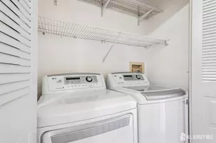 289 Bromley Pl, East Brunswick Township, NJ 08816 - Photo 16