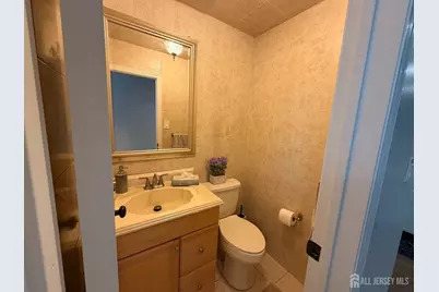 130 Highview Drive, Woodbridge Township, NJ 07095 - Photo 10