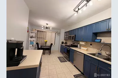 130 Highview Drive, Woodbridge Township, NJ 07095 - Photo 8