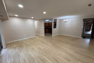 215 Aspen Dr, Plainsboro Township, NJ 08536 - Photo 6