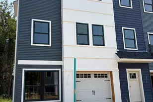 10 Bonus Ct, Sayreville, NJ 08879 - Photo 1