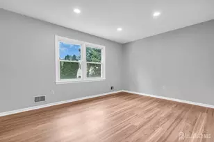 14 Dayton Ave, Middlesex, NJ 08846 - Photo 16
