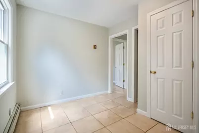 30 Runyon Avenue, Edison, NJ 08817 - Photo 8