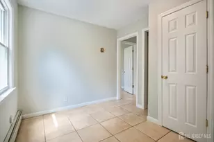 30 Runyon Ave, Edison, NJ 08817 - Photo 8