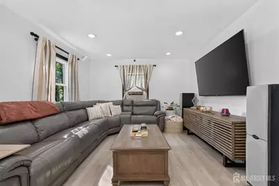58 Hillcrest Avenue, Edison, NJ 08817 - Photo 10