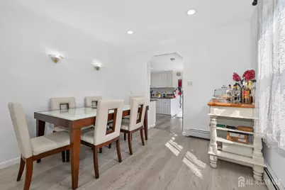 58 Hillcrest Avenue, Edison, NJ 08817 - Photo 4