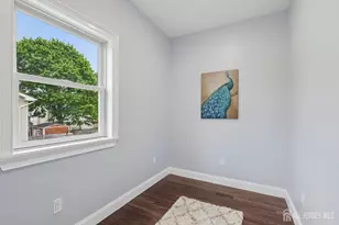 239 Suttons Ln, Edison, NJ 08817 - Photo 28