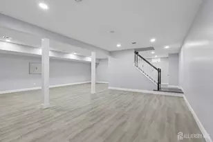 239 Suttons Ln, Edison, NJ 08817 - Photo 52