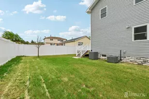 239 Suttons Ln, Edison, NJ 08817 - Photo 44