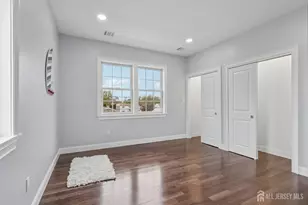 239 Suttons Ln, Edison, NJ 08817 - Photo 40