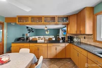 38 Van Ethel Drive, Middlesex, NJ 07747 - Photo 16