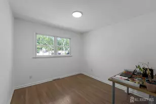 33 Larchmont Rd, Edison, NJ 08837 - Photo 16