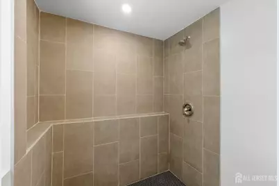 33 Larchmont Road, Edison, NJ 08837 - Photo 24