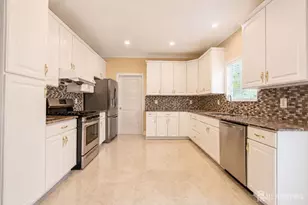 4 Sequoia Dr, South Brunswick Township, NJ 08810 - Photo 12