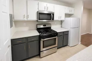 7302 Elm Ct, South Brunswick Township, NJ 08852 - Photo 4