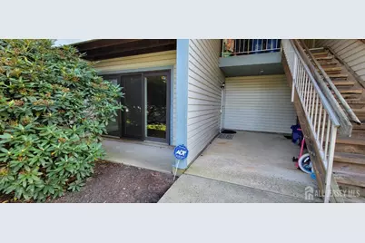 43 Crabapple Lane, Franklin Township, NJ 08823 - Photo 2