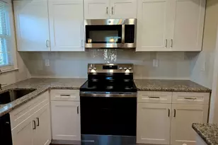 526N Terry Ln, Monroe Township, NJ 08831 - Photo 2