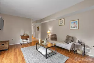 102 Fawn Dr, Old Bridge Township, NJ 07747 - Photo 14