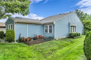 11 John Paul Jones Dr, Monroe Township, NJ 08831 - Photo 38