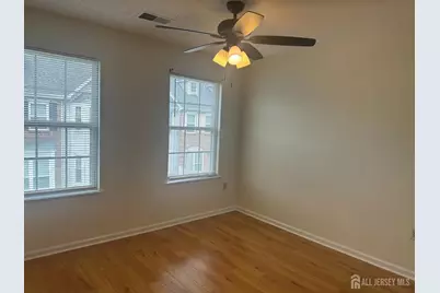 212 Darwin Lane, North Brunswick Township, NJ 08902 - Photo 4