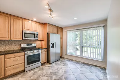 3902 Spring Brook Drive, Edison, NJ 08820 - Photo 8