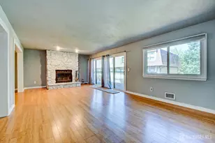 1705 N Oaks Blvd N, North Brunswick Township, NJ 08902 - Photo 12