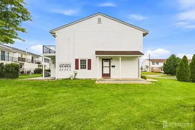 21 Iowa Court, Old Bridge Township, NJ 07747 - Photo 2