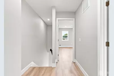 21 Iowa Court, Old Bridge Township, NJ 07747 - Photo 16