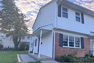21 Iowa Ct, Old Bridge Township, NJ 07747 - Photo 1