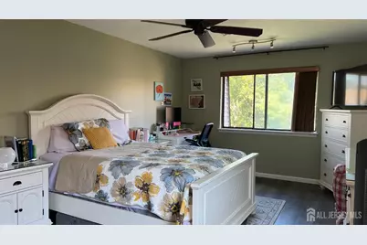 1210 Edison Glen Terrace, Edison, NJ 08837 - Photo 6