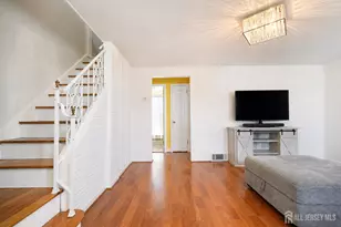 217 Bergen St, Woodbridge Township, NJ 07095 - Photo 6