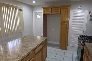 17 Colton Rd, Edison, NJ 08817 - Photo 8