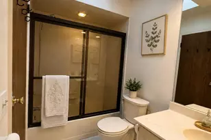 2703 Deerfield Dr, Edison, NJ 08820 - Photo 14