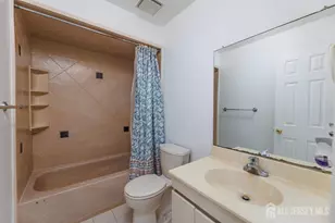 104 Maple Hill Dr, Woodbridge Township, NJ 07095 - Photo 12