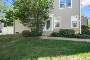 1301 Dahlia Cir, South Brunswick Township, NJ 08810 - Photo 22