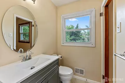 5 Yale Court, East Brunswick Township, NJ 08816 - Photo 18