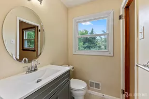5 Yale Ct, East Brunswick Township, NJ 08816 - Photo 18
