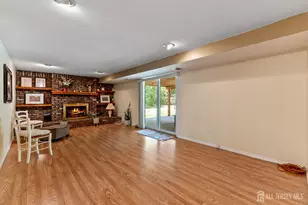 5 Yale Ct, East Brunswick Township, NJ 08816 - Photo 14