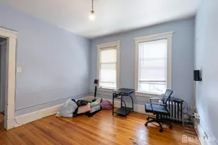 32 Suydam St, New Brunswick, NJ 08901 - Photo 4