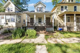 32 S 7th Ave S, Highland Park, NJ 08904 - Photo 2