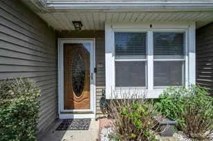39 River Bank Dr, Florence, NJ 08554 - Photo 2
