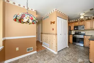 39 River Bank Dr, Florence, NJ 08554 - Photo 4