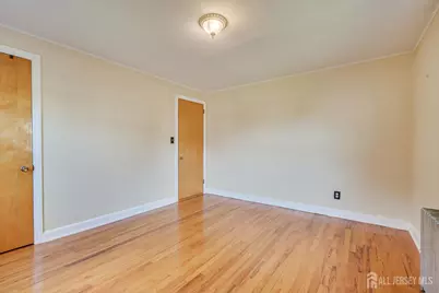 2008 Maple Avenue, South Plainfield, NJ 07080 - Photo 16