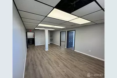 715 Somerset Street #201, Franklin Township, NJ 08873 - Photo 8