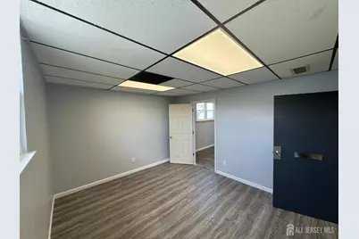 715 Somerset Street #202, Franklin Township, NJ 08873 - Photo 6