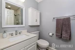 4 Heritage Square, Sayreville, NJ 08872 - Photo 14